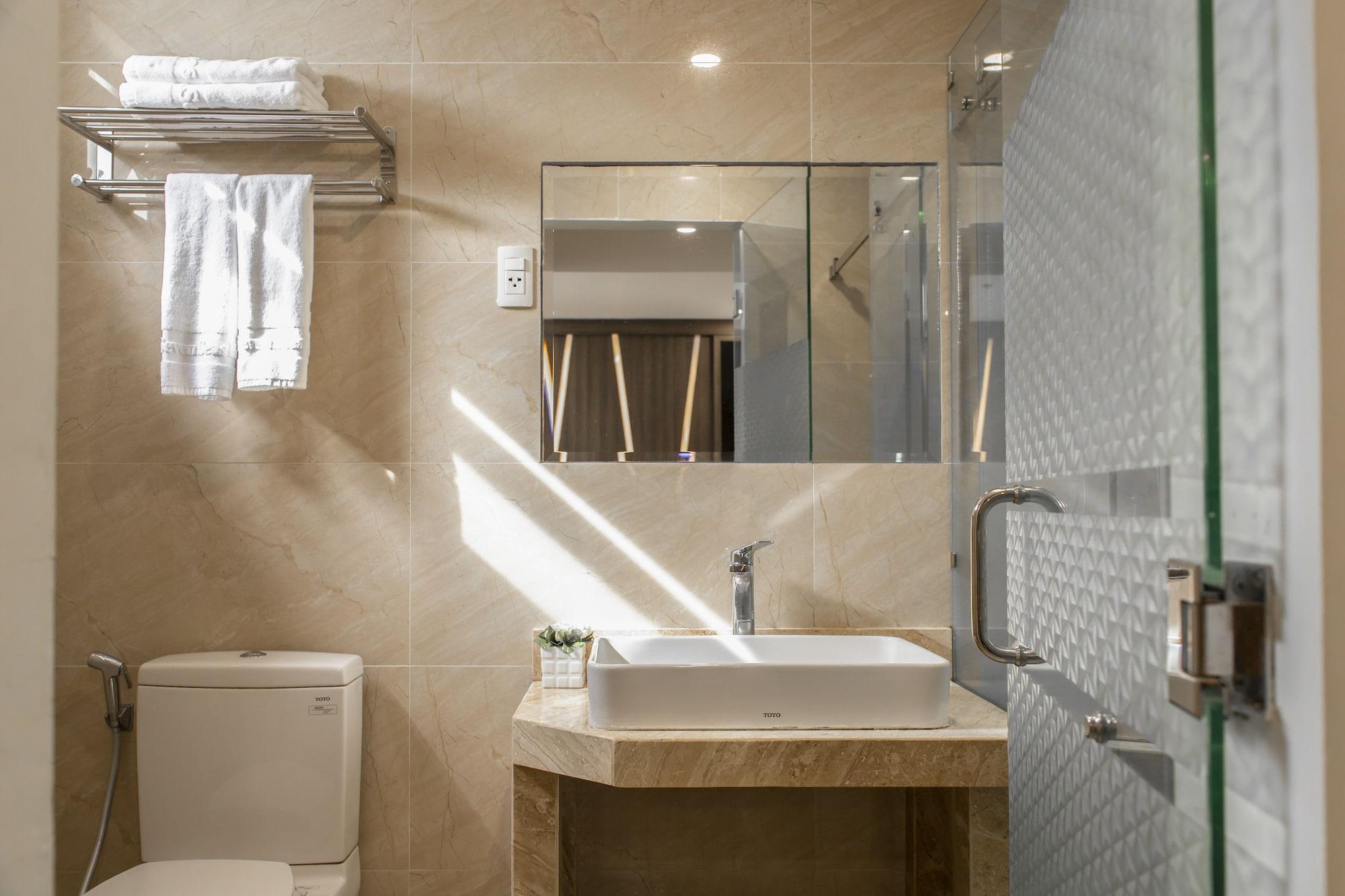 Seven Seas Hotel Nha Trang Exteriör bild