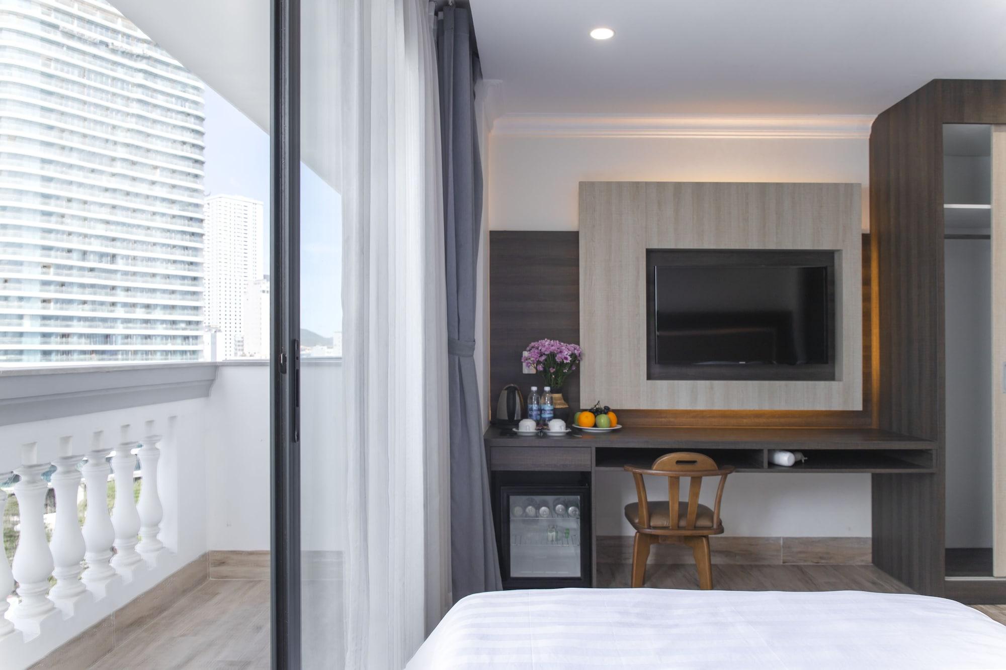 Seven Seas Hotel Nha Trang Exteriör bild
