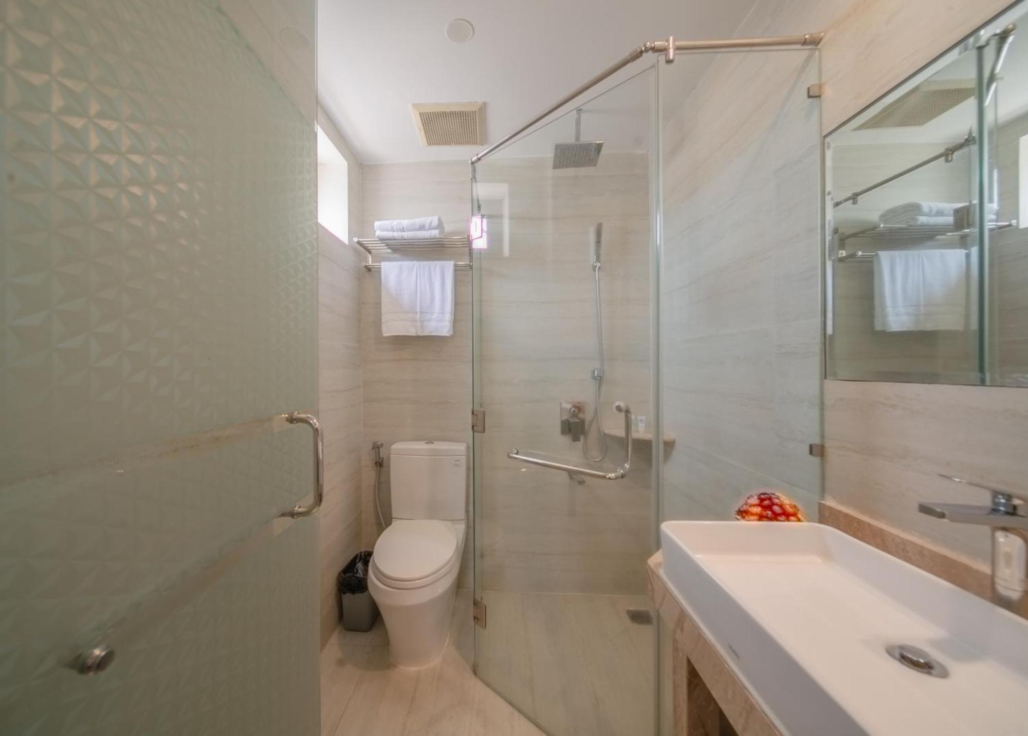 Seven Seas Hotel Nha Trang Exteriör bild